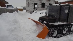 Вездеход Сибиряк. Уборка снега.