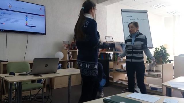 ?? Minsk habla español ?? Сценка студентов на испанском языке 2018 г.