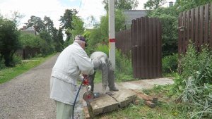 Резка бетона болгаркой или пилю бетонную плиту первый раз