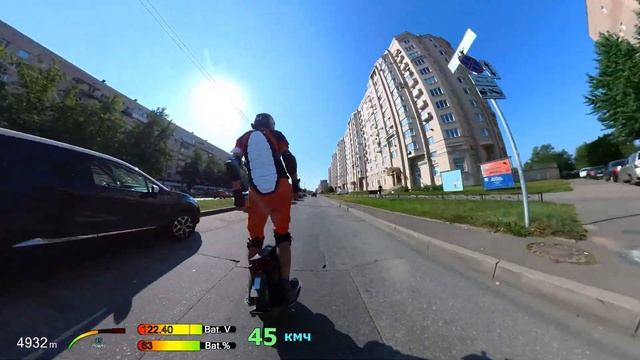 На моноколесе Begode Master 2400 по Питеру под брейкбит от McLuck. Проежка и последние дни лета 202