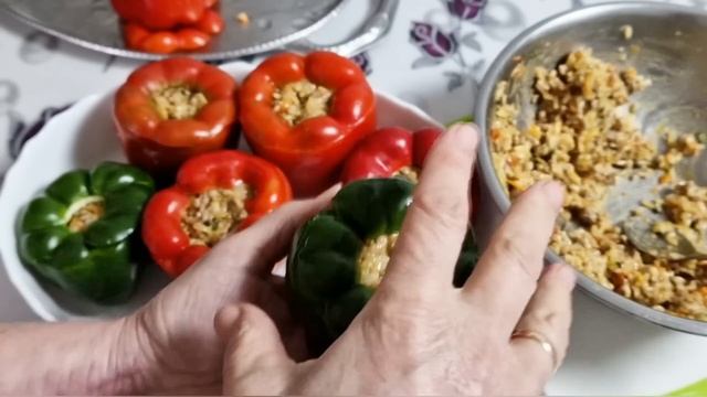 Ура!! купили гараж..Перец фаршированный с мясом....
