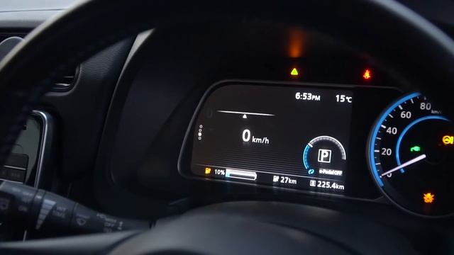 Ставим в багажник nissan leaf бензогенератор. Показываем, какой расход топлива выходит смотреть онлайн