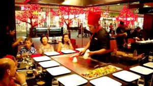 в ресторане Токио