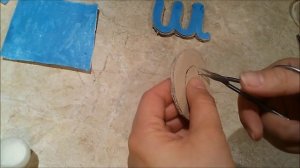 Как аккуратно вырезать из картона