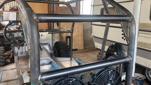 Offroad Buggy Lada Niva - Part 3 - Roll cage Build смотреть онлайн