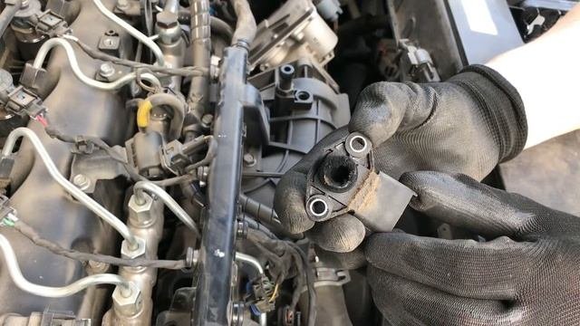 EGR: датчик клапана, как почистить самому.