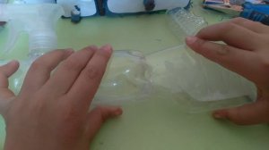 как сделать водяной пистолет из двух бутылок