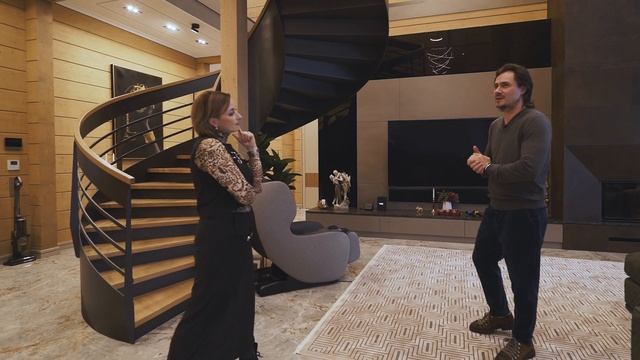 Продуман каждый метр! Обзор ЛУЧШИХ дизайнерских решений для загородного дома 500 м2 смотреть онлайн