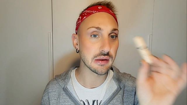 PRODOTTI MAKE-UP BOCCIATI DEL 2022!!!dobbiamo Parlare!!#prodottibocciati#makeup#beauty смотреть онлайн