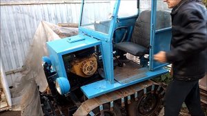 Самодельный трактор на гусеницах, и с коробками от муравья и оки