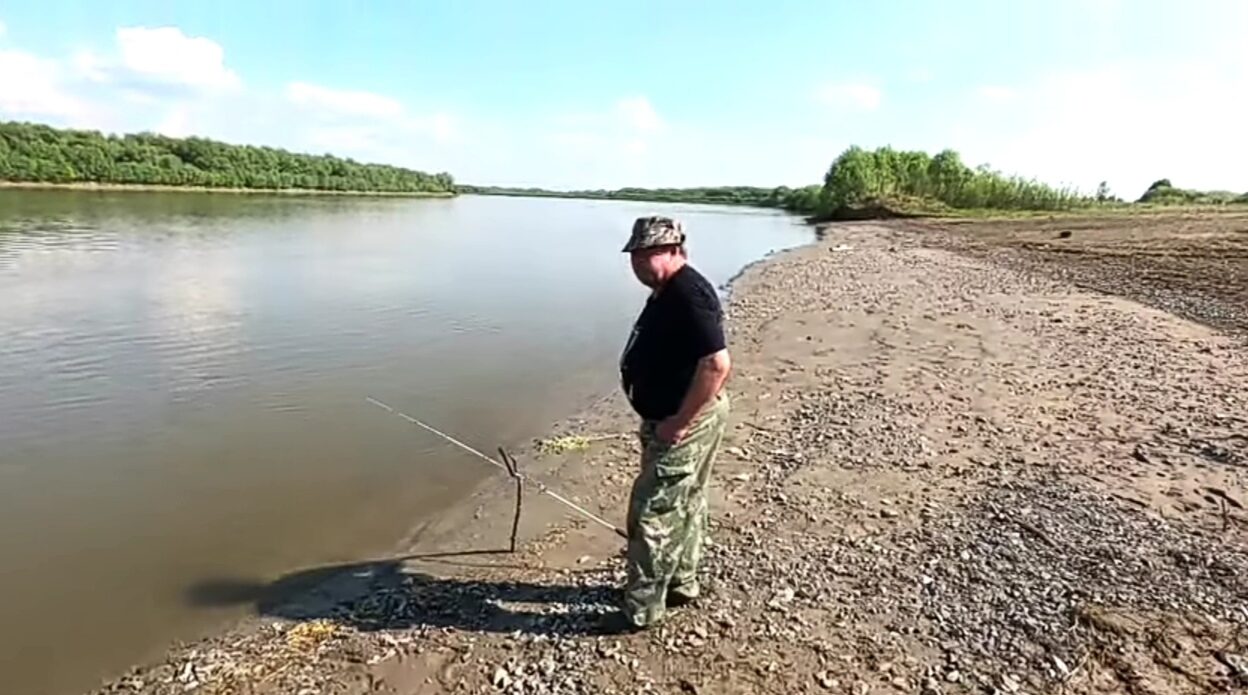 ОТДЫХ НА РЕКЕ ИРТЫШ СЕМЬЁЙ/РЫБАЧИМ НА ДОНКИ/ЖАРИМ САРДЕЛЬКИ