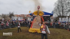 Масленица 2020. Сжигание чучела в парке. Брест
