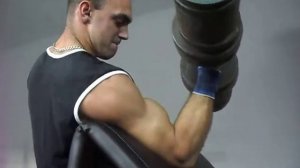 80 kg na biceps