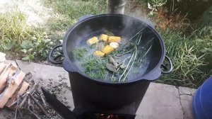 Варим раков в казане!Наш рецепт...