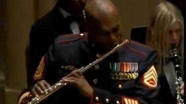 Chaminade's Concertino for Flute смотреть онлайн