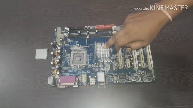 What is Motherboard ? || Do you Know about mother board ports and slots|| full information in Hindi