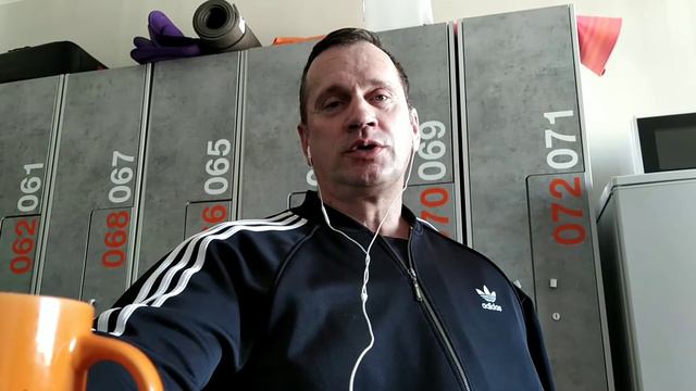 Штангу перешагивать или нет. В каких случаях можно, а где не стоит... смотреть онлайн