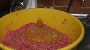 Как экономно и вкусно кормить кошек и собак