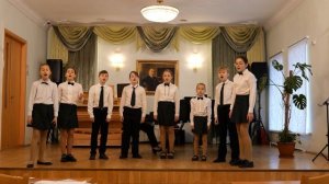 Японская народная песня в обр.Н.Авериной "Среди цветов"