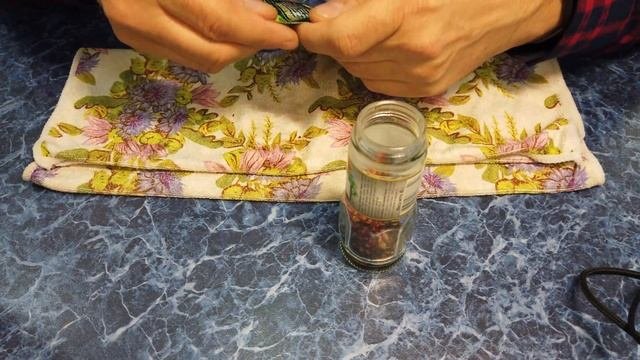 Как повторно заполнить одноразовую мельницу специями #мельница #ЛАЙФХАК #специи #многоразовая
