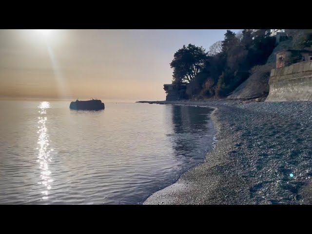 Ситуация на сочинских пляжах. Уч-Дере. по состоянию на 01.04.2024г. Прогулка по берегу. смотреть онлайн