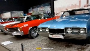 Это рэтро автомобили 90 х и 50 х