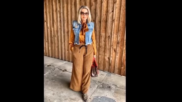 7 стильных идей как носить брюки в 60 лет