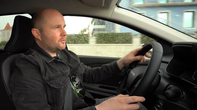 Dacia Jogger Hybrid 140 | Dacia's first ever hybrid! смотреть онлайн