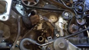 замена помпы тлк200 4,5 water pump tlc200 4,5td