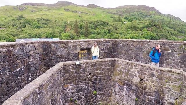 Eilean Donan Castle - Travel Vlog in Scotland смотреть онлайн