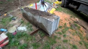 ДОМ НА ПРОДАЖУ своими руками. Опорная стена из САМОДЕЛЬНЫХ ФБС блоков М400 бетон. | 4 Серия |