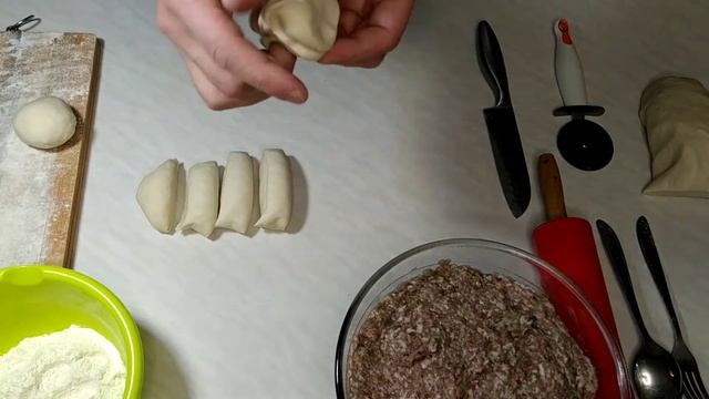 Домашние чебуреки, Очень вкусно!)