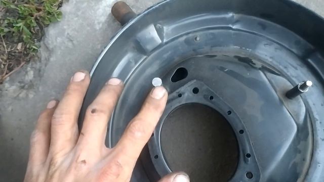 ремонт шпилек корпуса воздушного фильтра ваз 2101-07