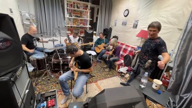 ГАВРОШ - Лайв из студии смотреть онлайн