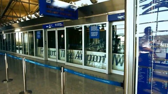 Frankfurt Airport - HD Video Tour  - Part 1 - Terminal 1 + 2