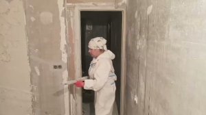 Как штукатурить стену