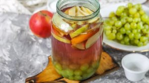 Компот из винограда с яблоками на зиму