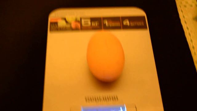 Блогер с самыми большими яйцами