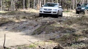 Туарег 4*4 по грязи / Touareg 4*4 of the mud
