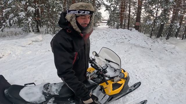 В эндуро пришла зима, выход - Тур на снегоходах. смотреть онлайн