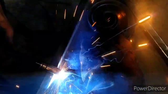 Это просто бомба. Холодная ковка из профильной трубы. смотреть онлайн