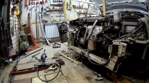 Daewoo Nexia. Замена капота, крыла, подгонка: рамки радиатора, фар. бампера.