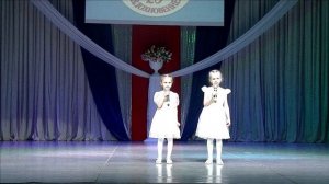 Дождик - Даша Бондарь и Вероника Науменко (будущие звезды из д.с Чебурашка)