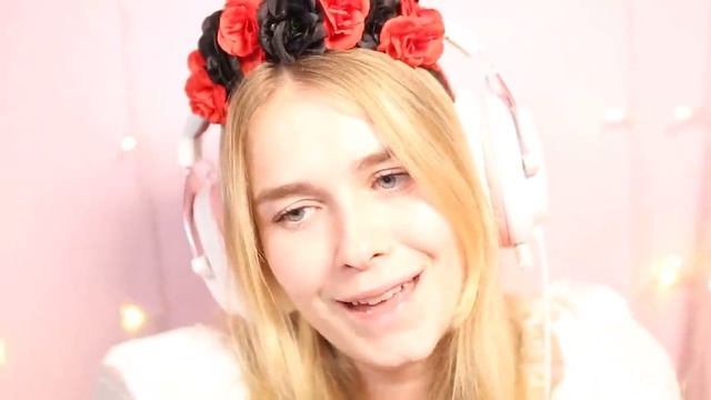 This CATEGORY In Fashion Famous EXPOSD CUTIES FACE! (Roblox) смотреть онлайн