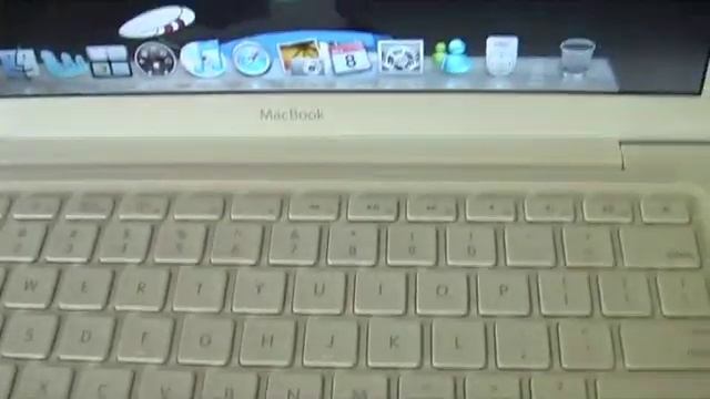 White Macbook Unibody Review смотреть онлайн