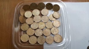 Я чищу монеты так. Чистка 2-х копеечных монет СССР кислотой.mp4