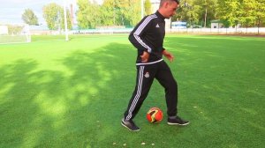 Контроль Мяча (ТОП-3 УПРАЖНЕНИЯ). Улучшай чувство мяча в Футболе даже Дома