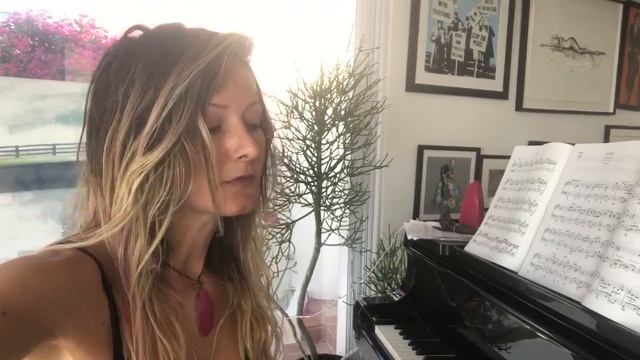 Halloween Song Tutorial 3 смотреть онлайн