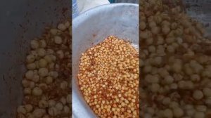 самый рабочий рецепт гороха.этот горох не только на сазана и карпа!косит любую мирную рыбу.