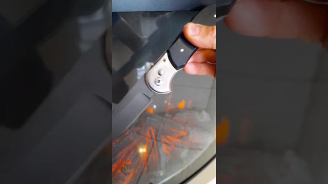 купить выкидной нож ручной работы +79306723442 Омуль сталь д2 бритвенная заточка финка НКВД булат